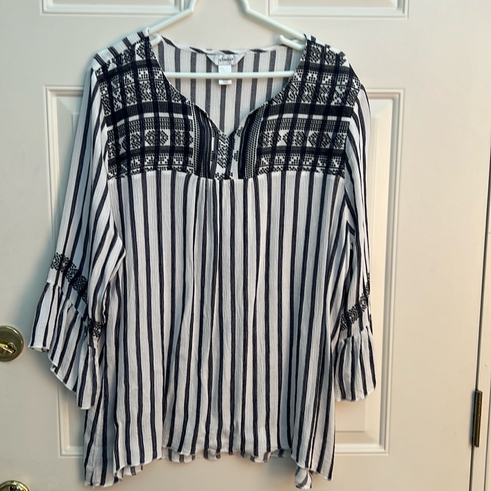 C J Banks Black & White Top with Vertical Stripes & Design on Neck & Sle…